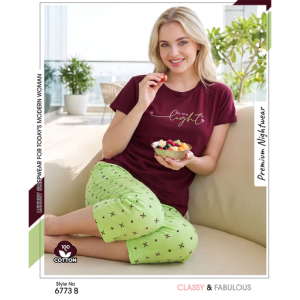 Women's Stylish Burgundy Olive Capri – Comfortable Everyday Fashion Wear